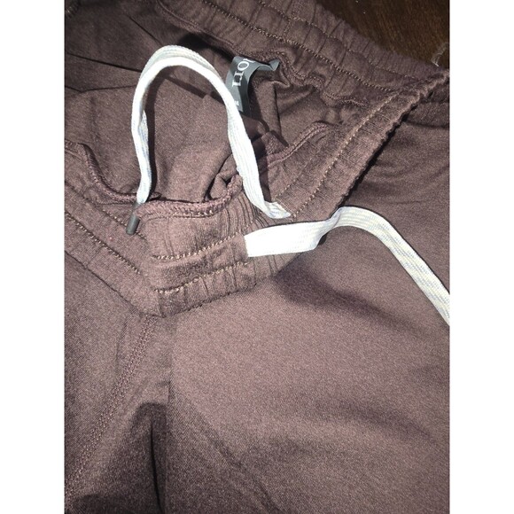 Vuori Boyfriend Sweatpants, Brown, size Medium - Picture 8 of 12